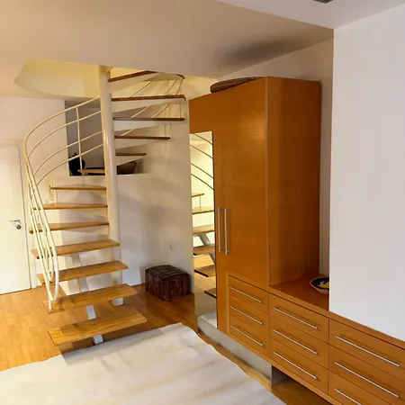 شقة Ekoviki كراني